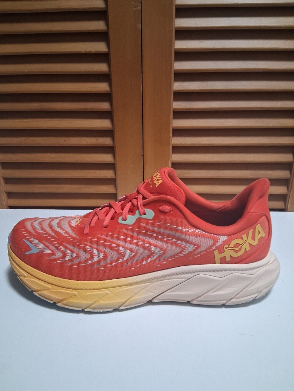 Hoka Arahi 6 Men's Running Shoe * Size: 10.5D